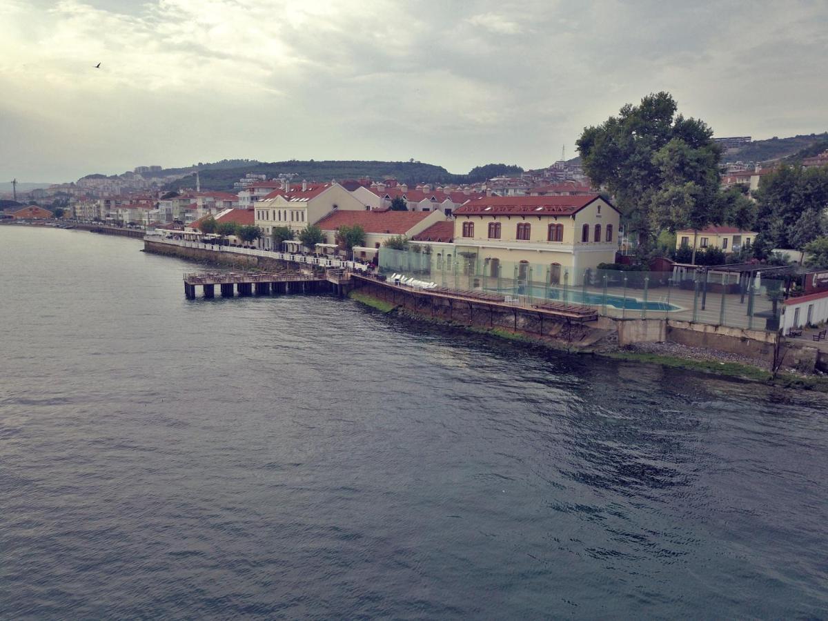 Montania Special Class Hotel Mudanya Bagian luar foto