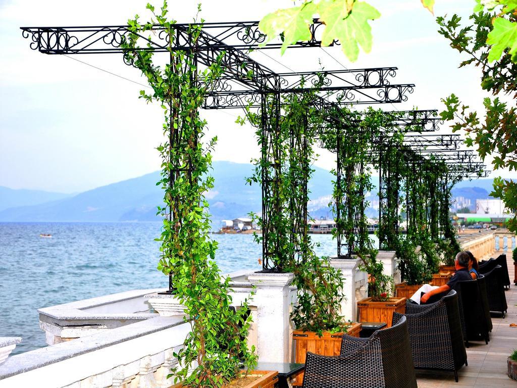 Montania Special Class Hotel Mudanya Bagian luar foto
